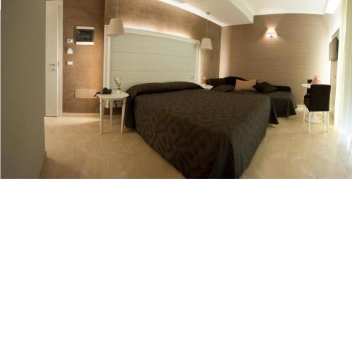 Hotel Fini