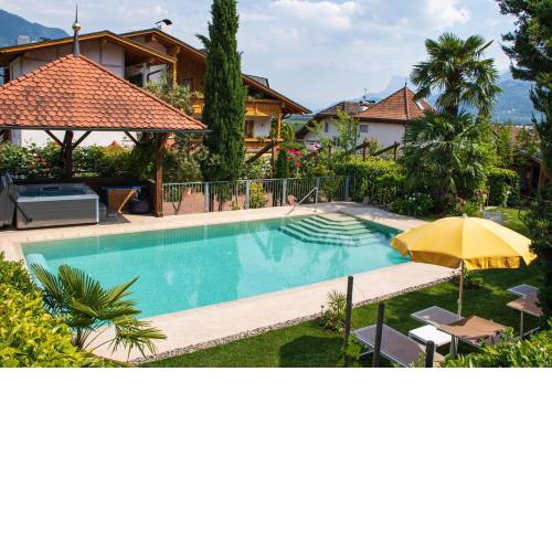 Hotel FleurAlp