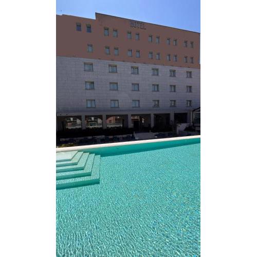 Hotel For You