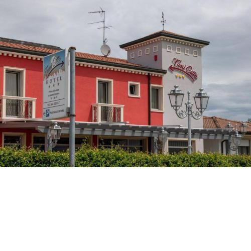 Hotel Fuori Città