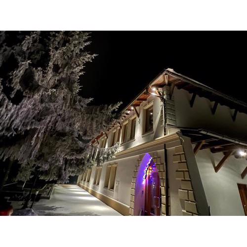 HOTEL GALERIA PEZINSKA BABA