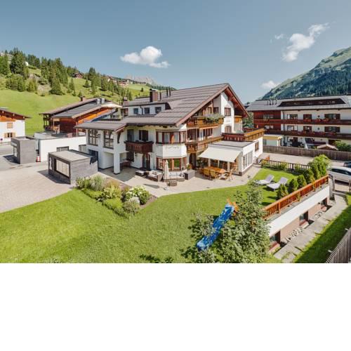 Hotel Garni Sursilva