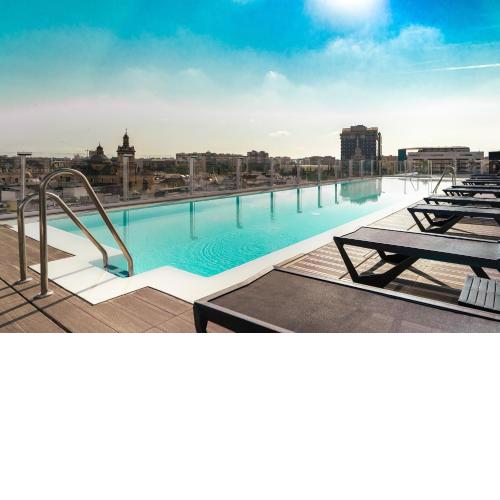 Hotel Giralda Center