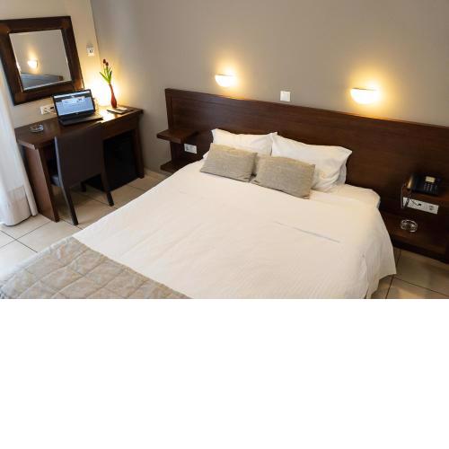HOTEL HILL