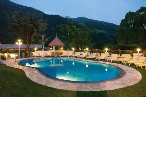 Hotel Hirzer ***S