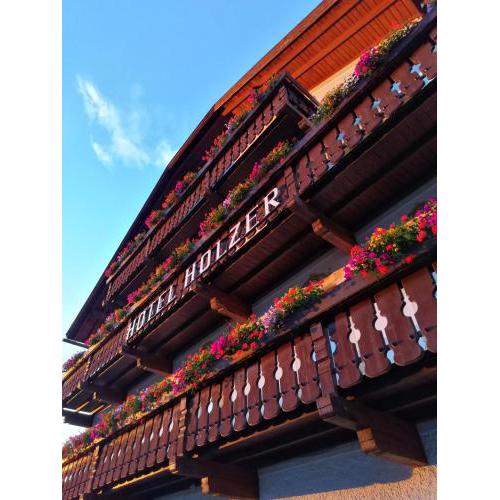 Hotel Holzer