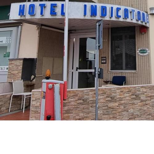 Hotel Indicatore Budget & Business At A Glance