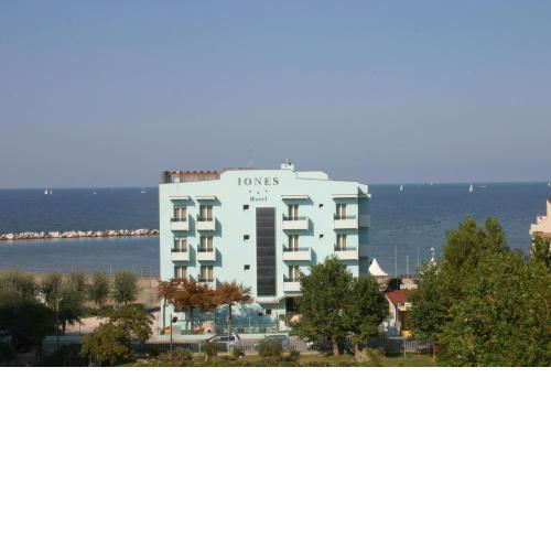 Hotel Iones