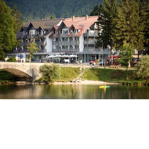 Hotel Jezero