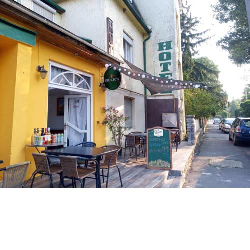 Hotel Kék Tó