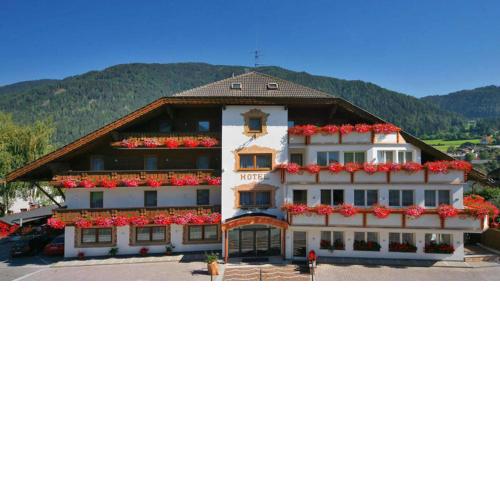 Hotel Kronplatzer Hof