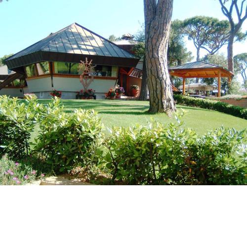 Hotel La Bussola - Beach & Golf