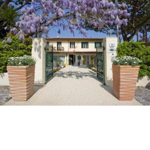 Hotel La Pace