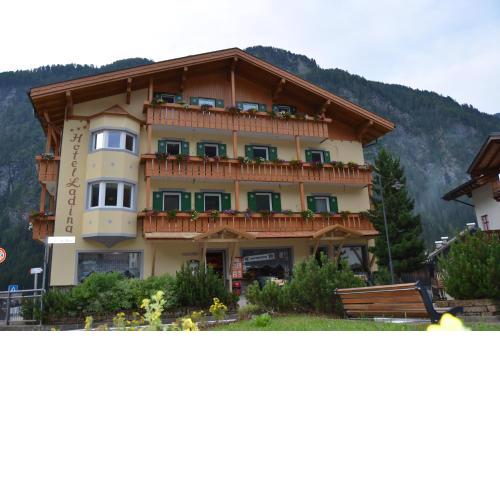 Hotel Ladina