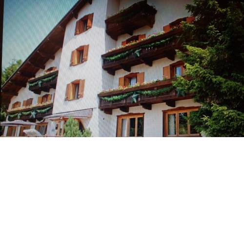 Hotel Lares