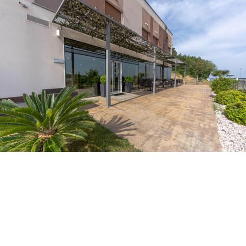 Hotel Lavender - Oleander Resort