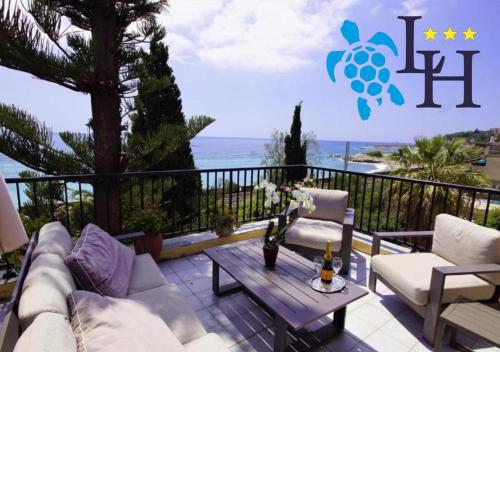 Hotel Lora