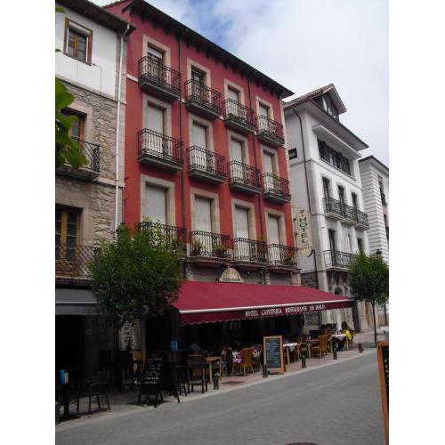 Hotel Los Robles