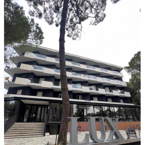 Hotel Lux