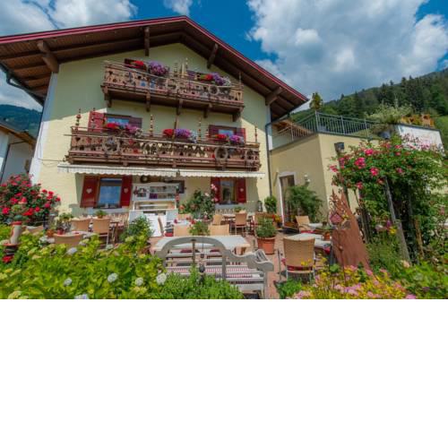 Hotel Martha