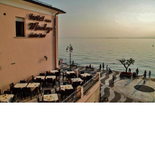 Hotel Miralago