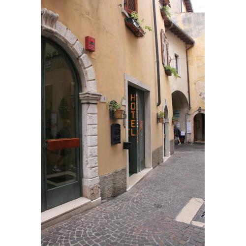 Hotel Modena old town