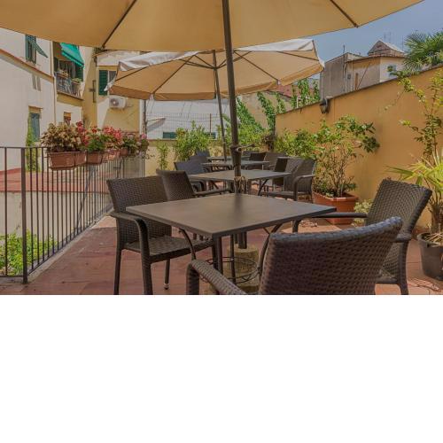 Hotel Monica
