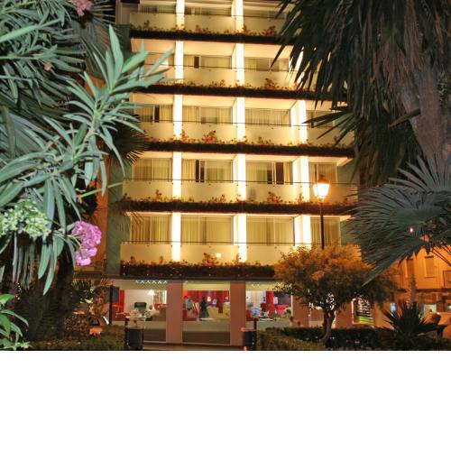 Hotel Oasis Plaza