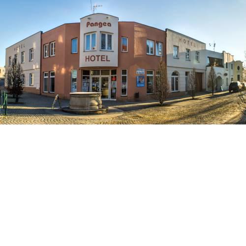 Hotel Pangea