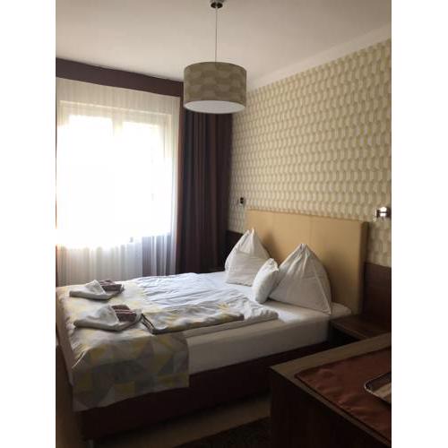 Hotel Pávai