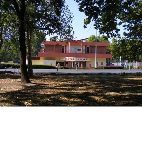 Hotel Pelikán
