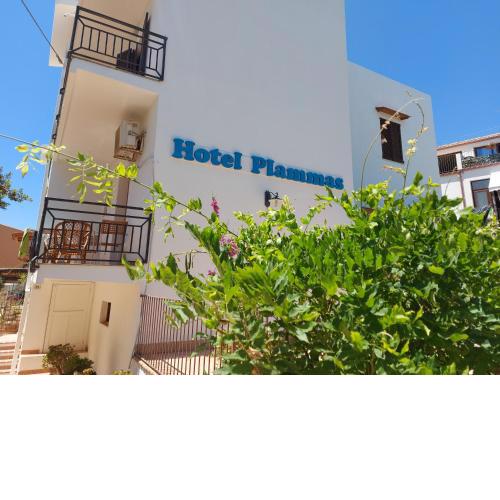 Hotel Plammas