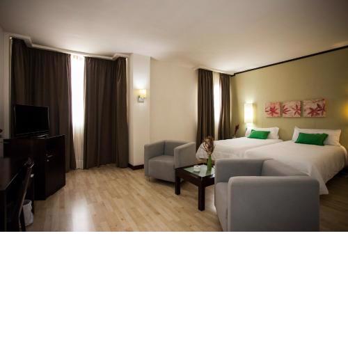 Hotel Puerta de Ocaña