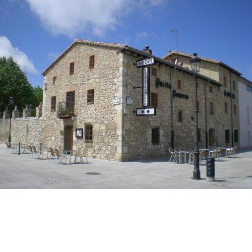 Hotel Puerta Romeros