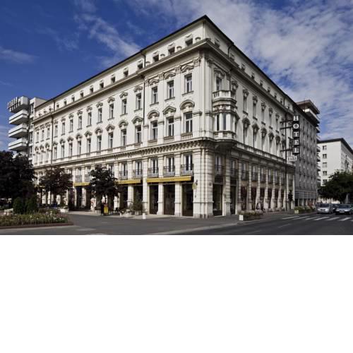Hotel Raba City Center