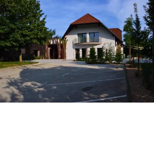 Hotel Rakar