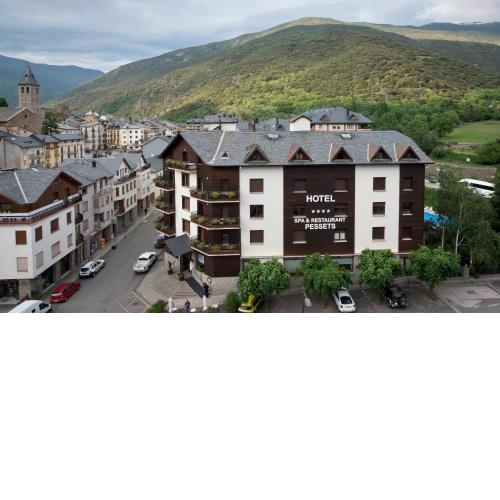 Hotel Restaurant Pessets & SPA