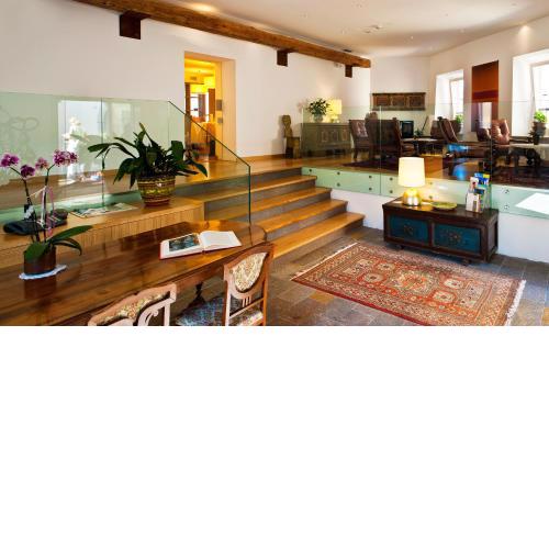 Hotel Romanda