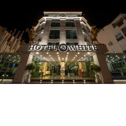 HOTEL S WHITE