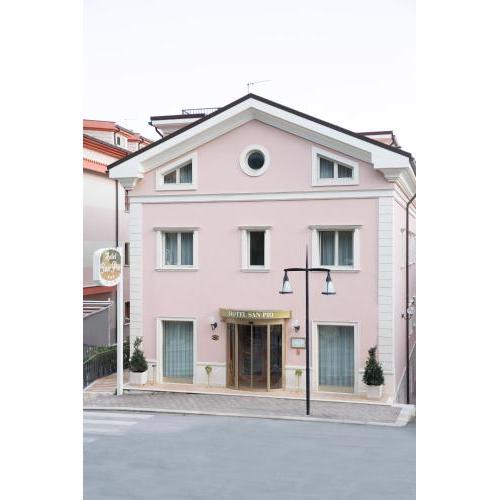 Hotel SAN PIO