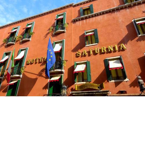 Hotel Saturnia & International