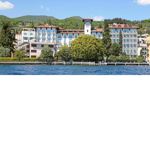 Hotel Savoy Palace