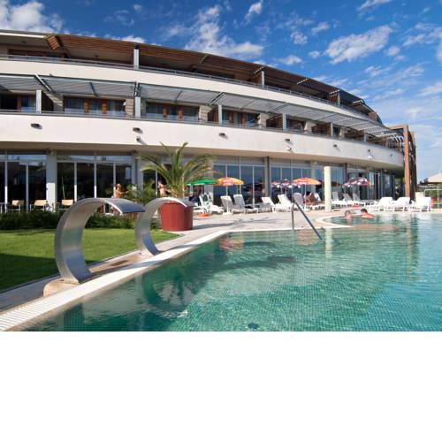 Hotel Silverine Lake Resort