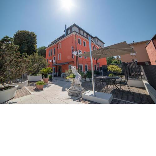 Hotel Siros