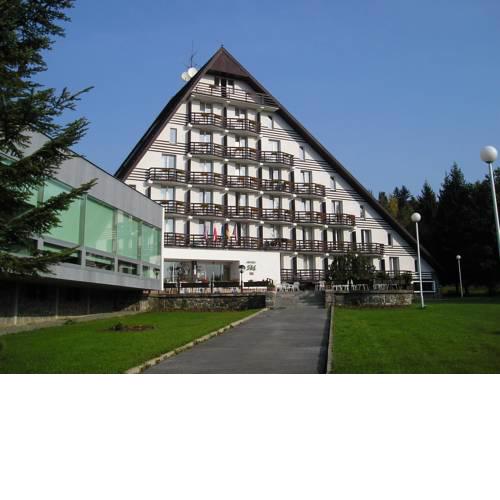 Hotel SKI