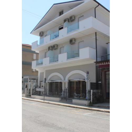 Hotel Solaris