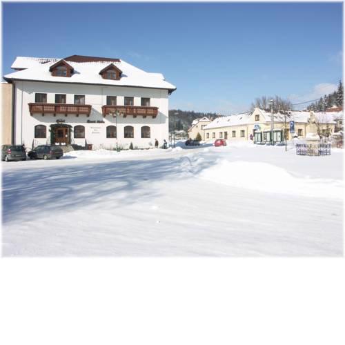Hotel Stara Skola
