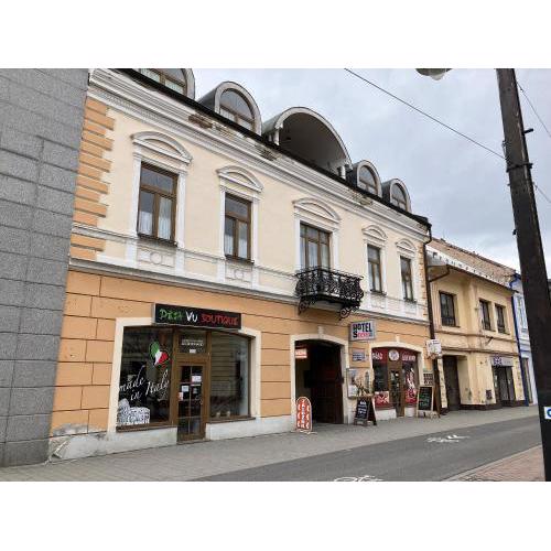 Hotel Stevea / bývalý Hotel Steve