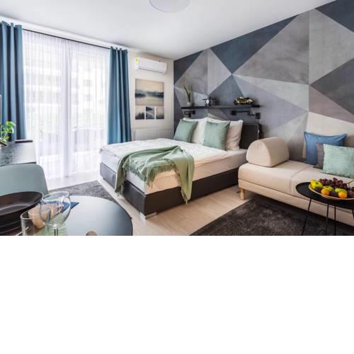 Hotel Style Crib In The Heart of the City