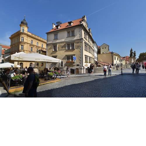 Hotel U 3 Pstrosu